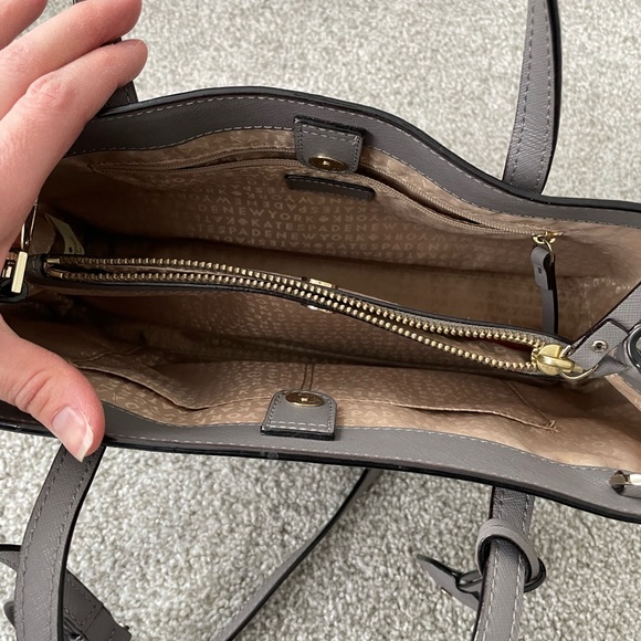 Kate Spade Tote - Picture 5 of 8